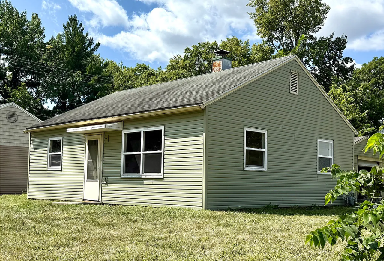 1301 S Cottage Grove Ave
