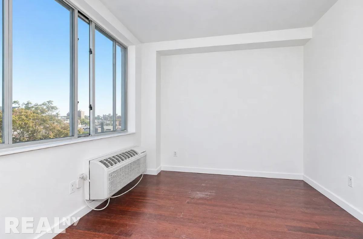 Stanhope St #5D - Photo 6 of 9