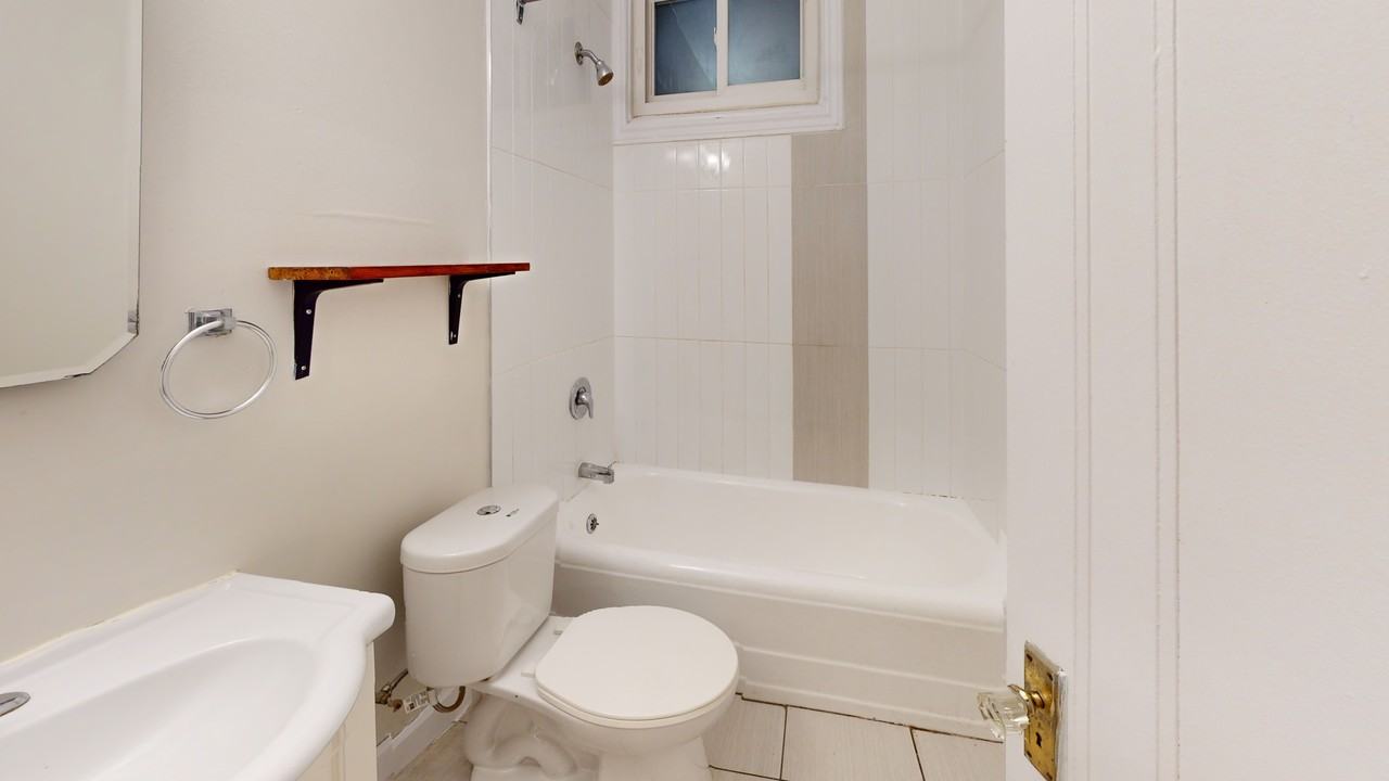 335 Metcalfe - Photo 7 of 7
