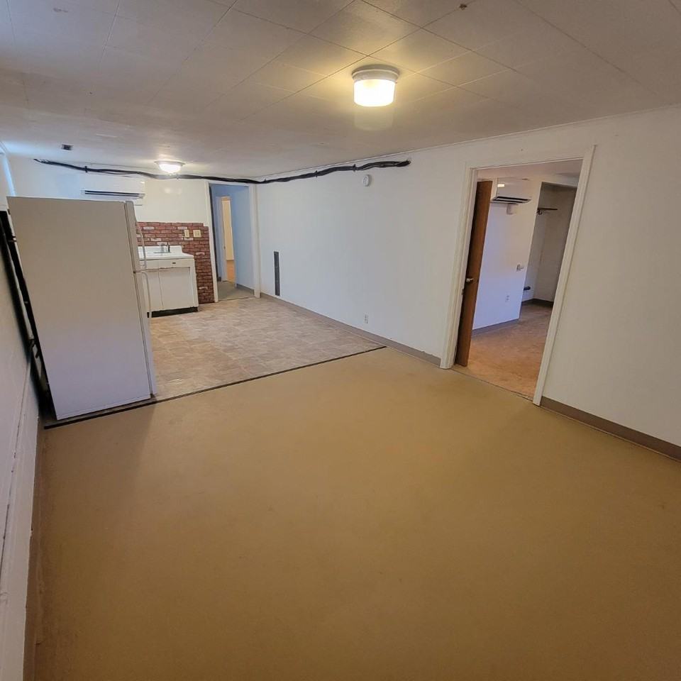 421 1/2 Prentis Ave - Photo 5 of 11