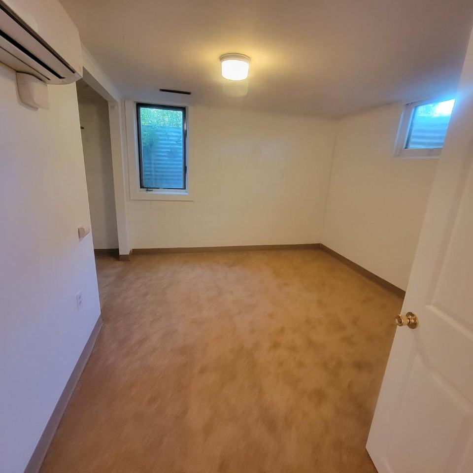 421 1/2 Prentis Ave - Photo 7 of 11