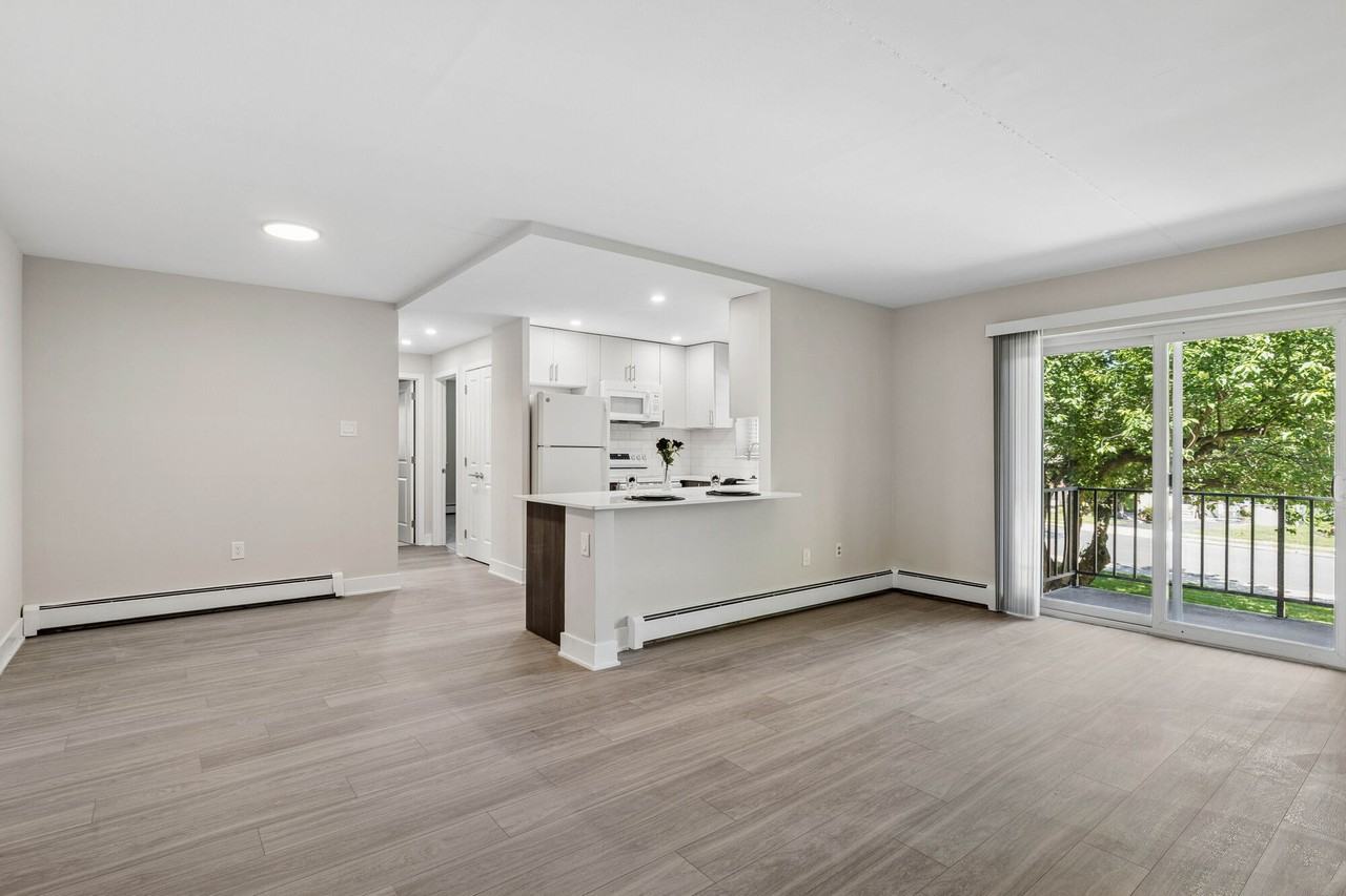 Spruce Court Apartments - Photo 7 of 20