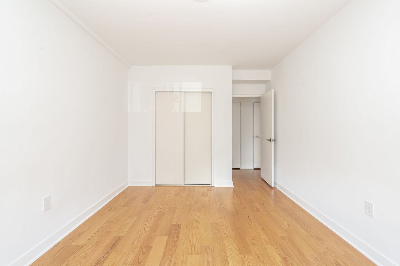 5 Mallory Gardens - Photo 7 of 45
