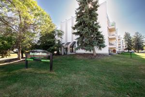featured image of 4608 52 Ave