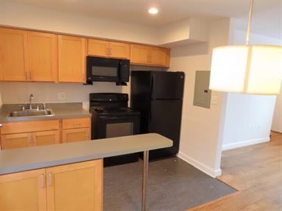 6230 Clay St Ne #6230C - Photo 4 of 7