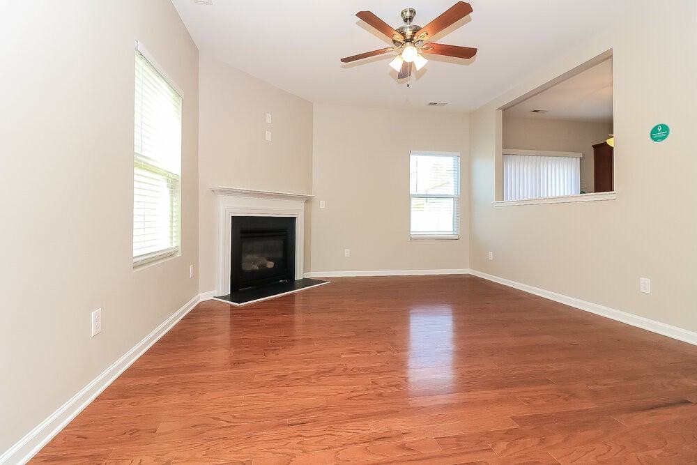 3708 Amistad Ln - Photo 4 of 17
