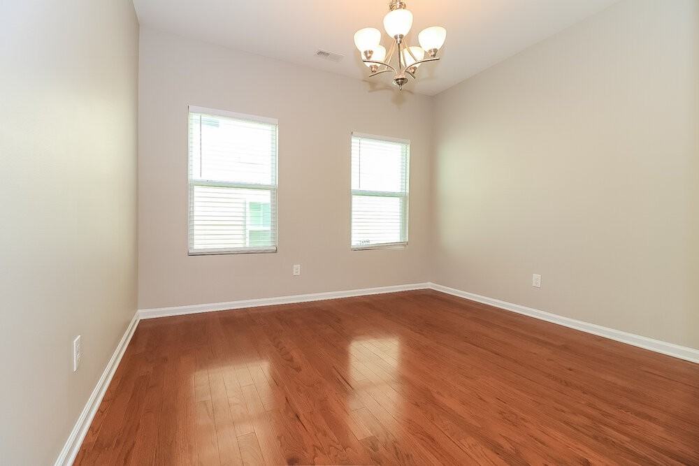 3708 Amistad Ln - Photo 6 of 17