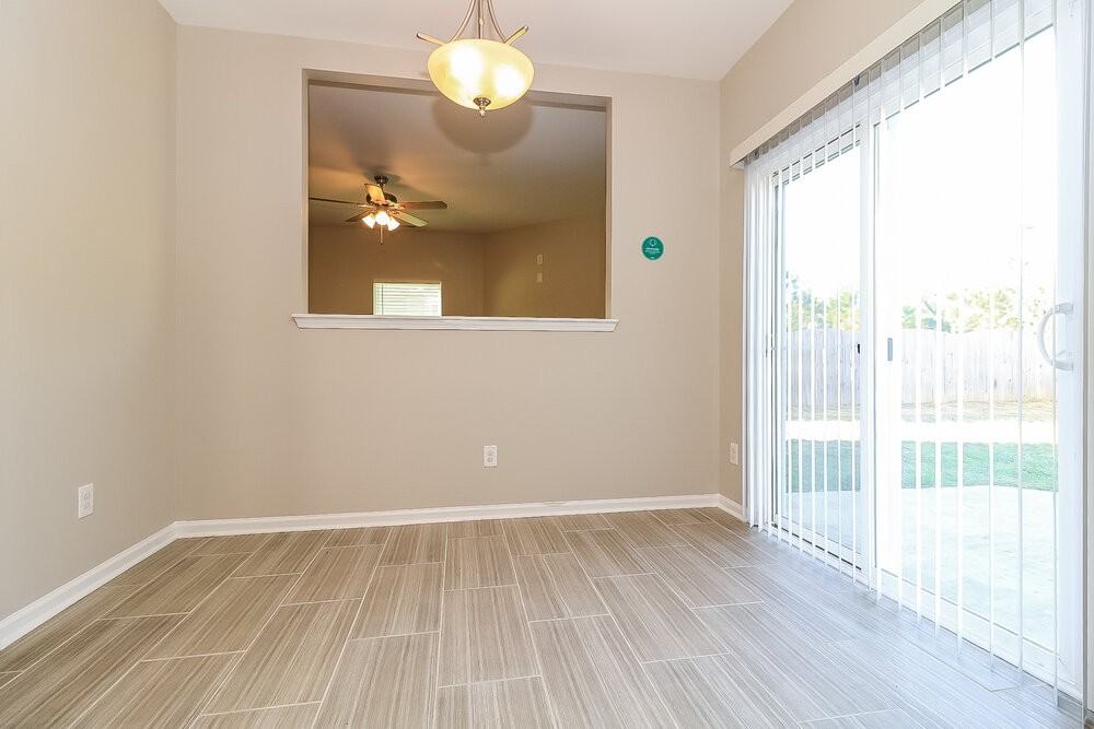 3708 Amistad Ln - Photo 7 of 17