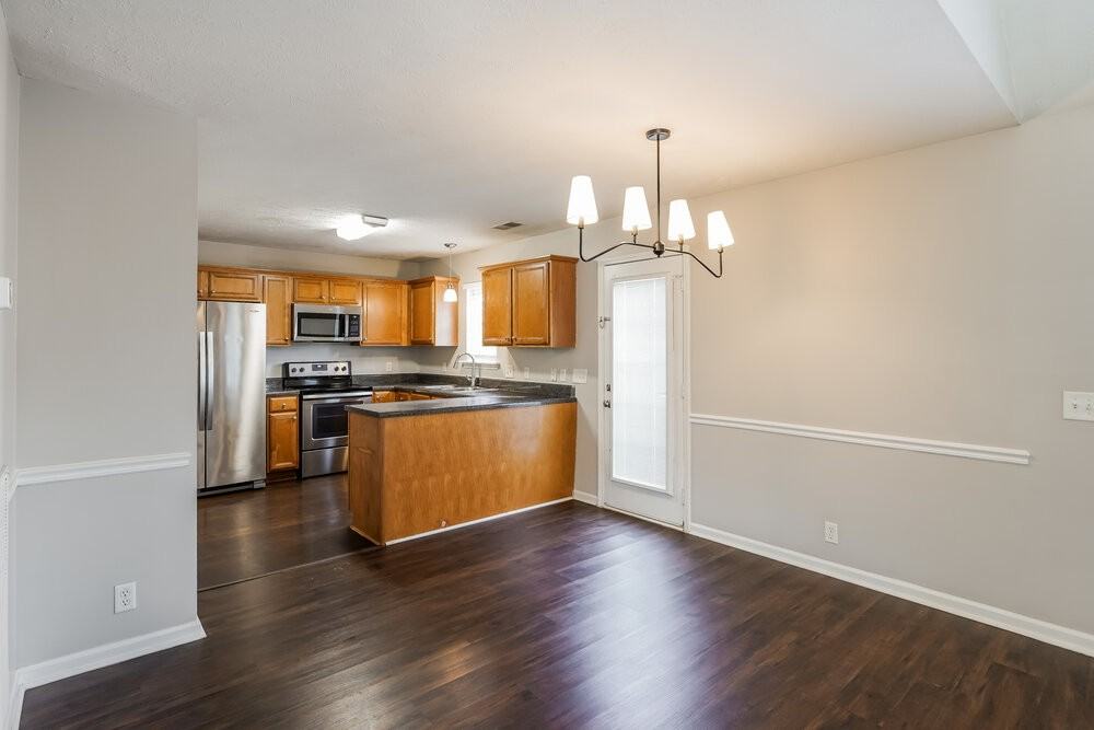 3064 Ace Wintermeyer Dr - Photo 6 of 17
