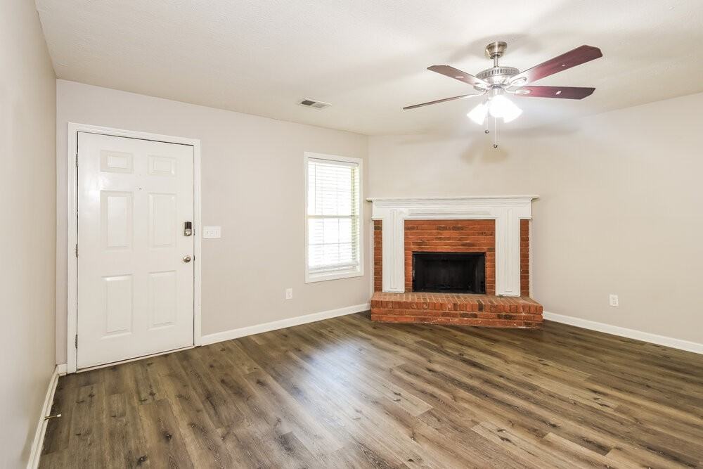 3224 Valley View St - Photo 4 of 16