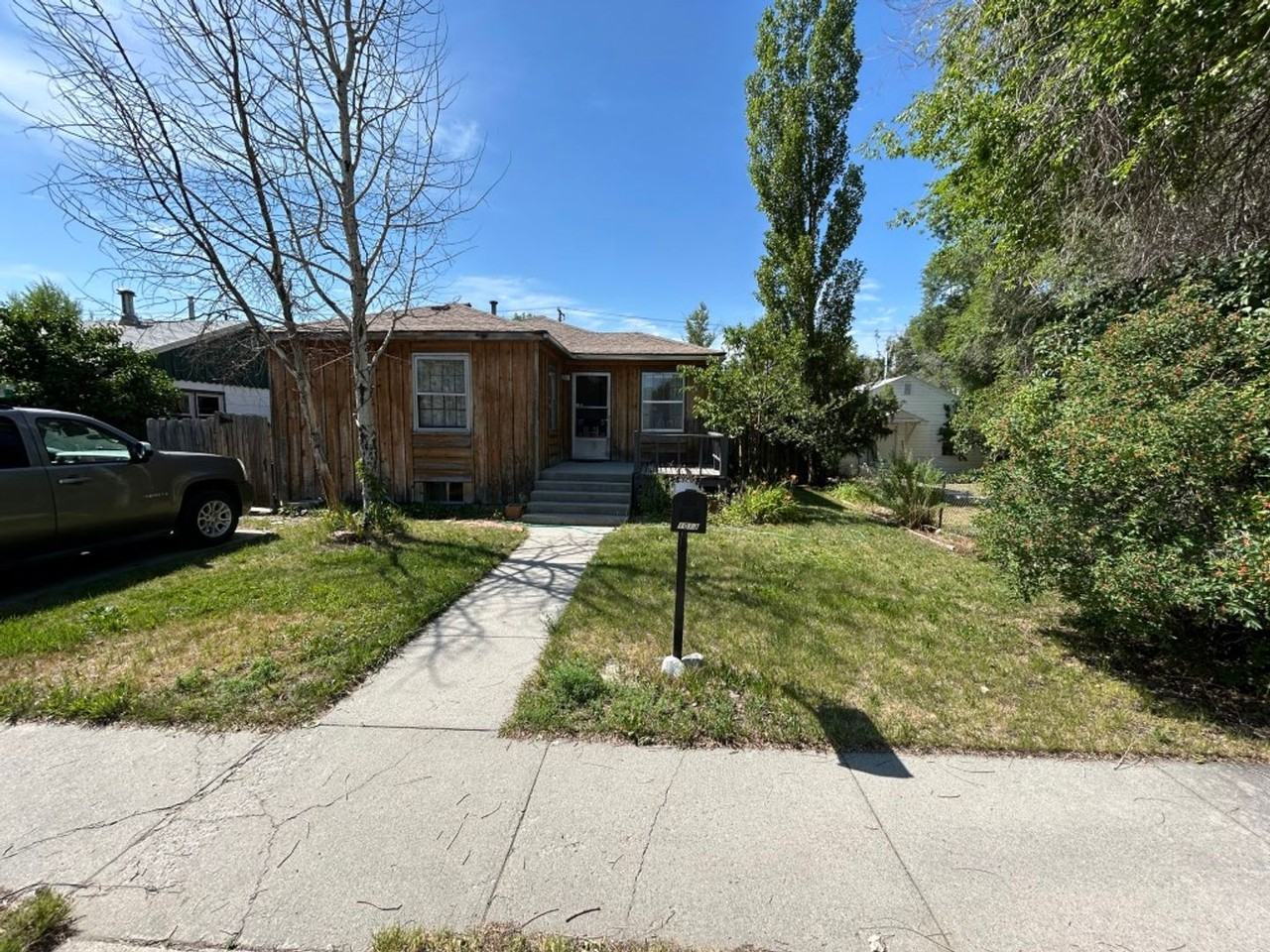 1013 E Park Ave - Photo 2 of 50