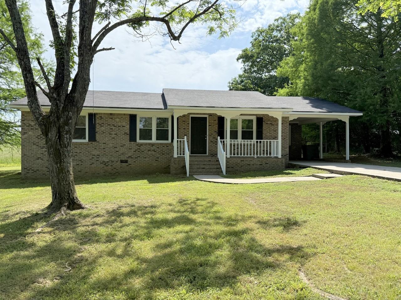 315 Monroe Nunley Rd #1 - Photo 2 of 30