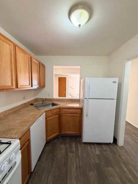 21 Stephanie Dr #1 - Photo 7 of 28