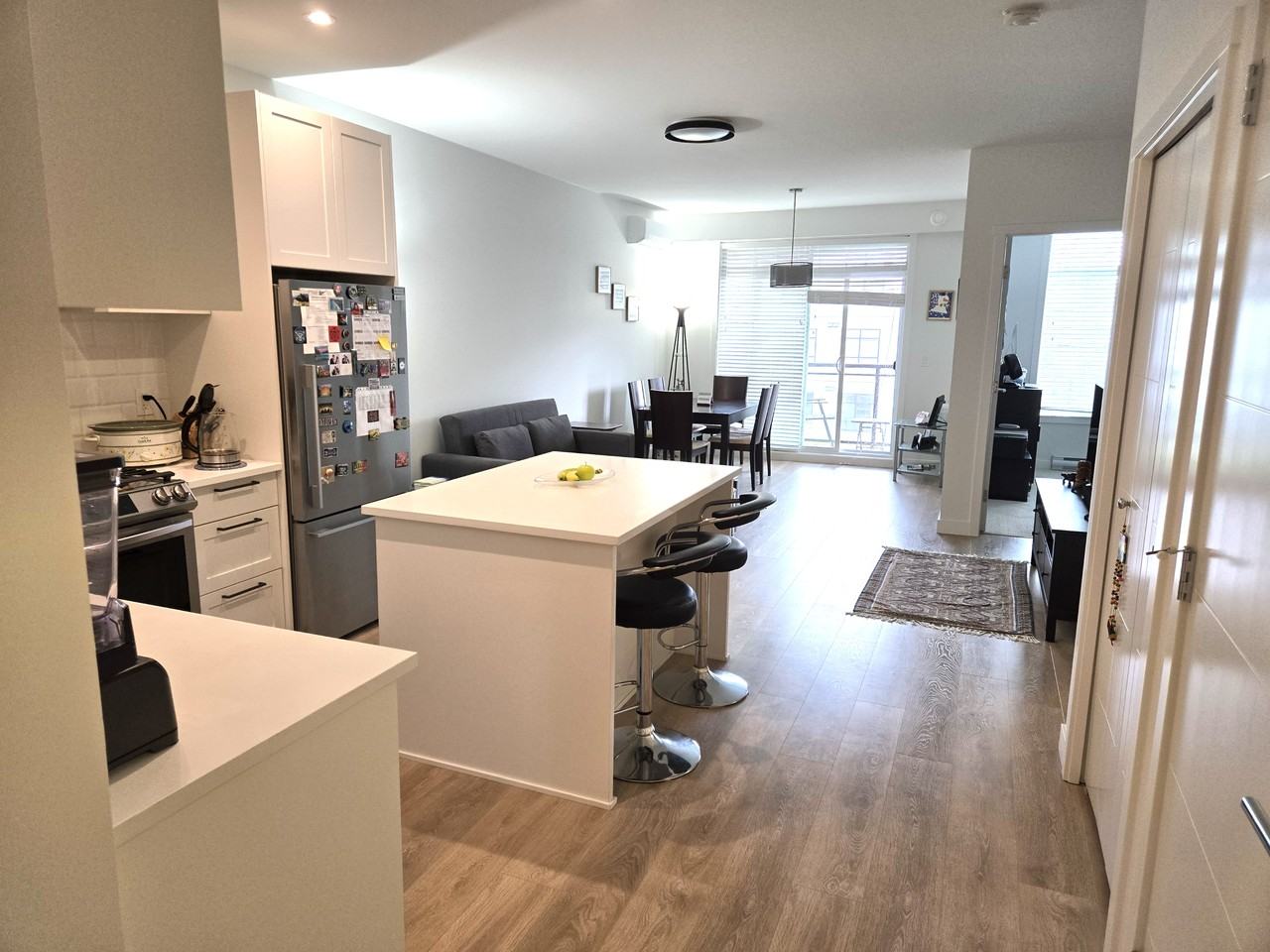 5415 Brydon Cres - Photo 2 of 20