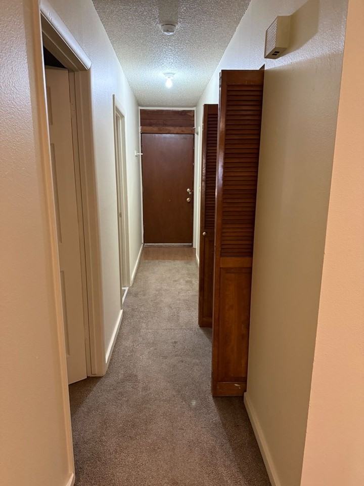 200 S E Ave #110 - Photo 4 of 8