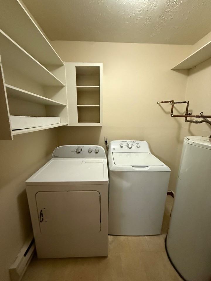 200 S E Ave #110 - Photo 6 of 8