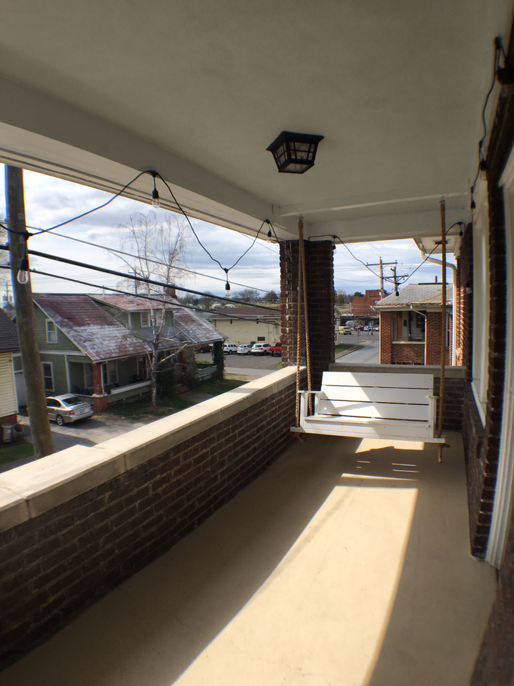 W. Maple & Earnest - 819 Earnest #819EARNEST - Photo 6 of 28