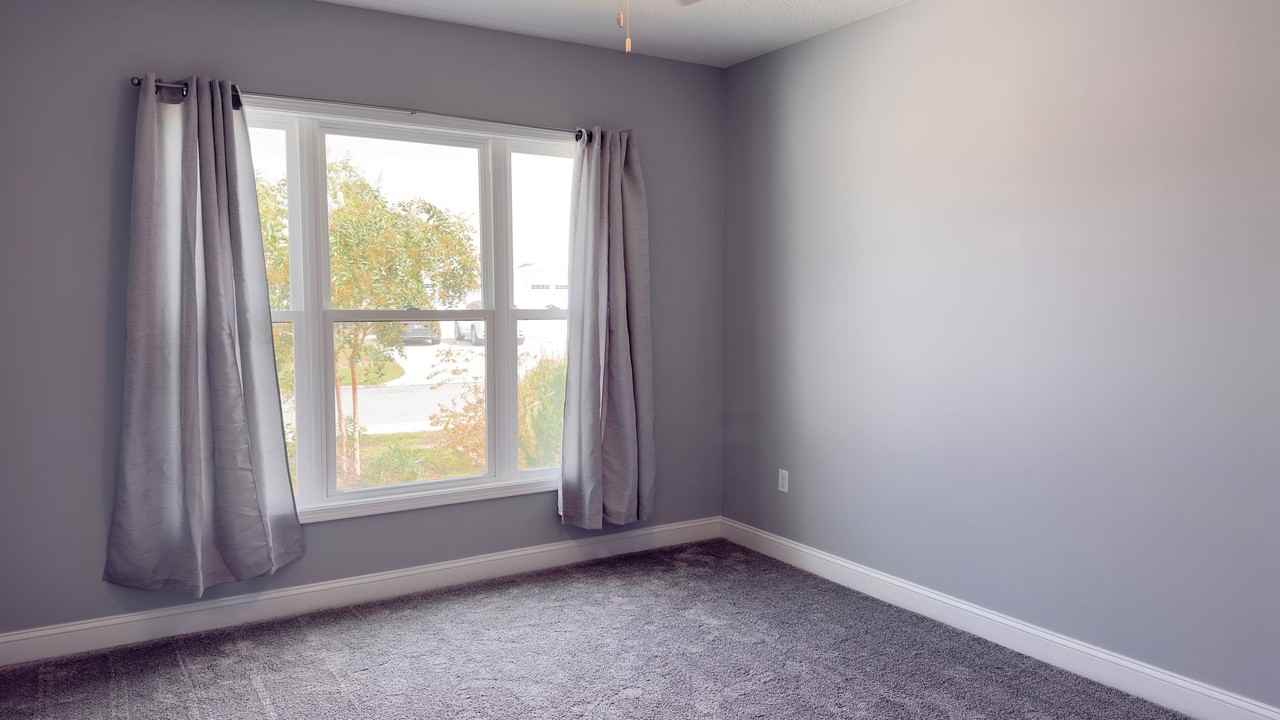 142 Ryan Nicholas Dr - Photo 3 of 19
