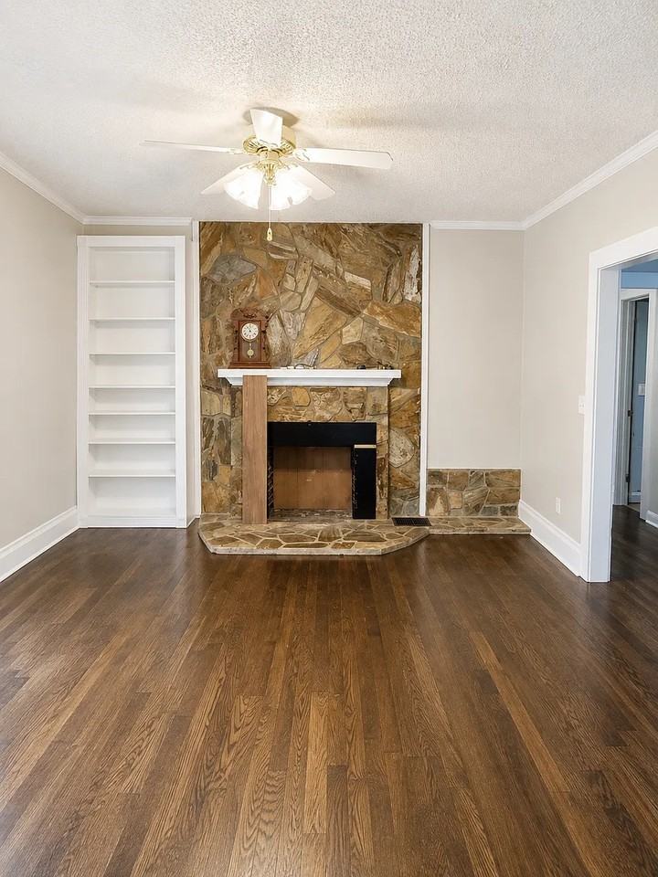 229 Cobb St - Photo 3 of 20