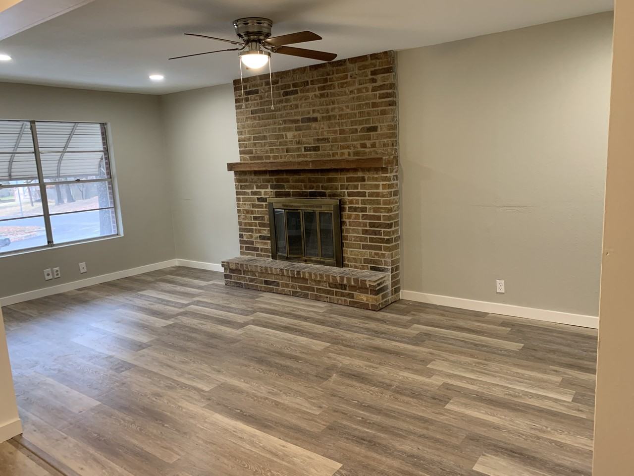 2203 Mercedes Rd #2 - Photo 4 of 17