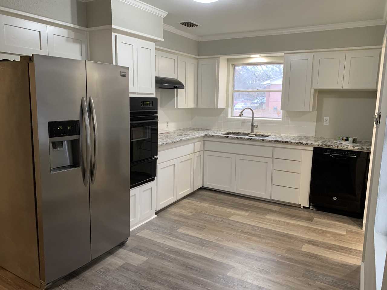 2203 Mercedes Rd #2 - Photo 5 of 17