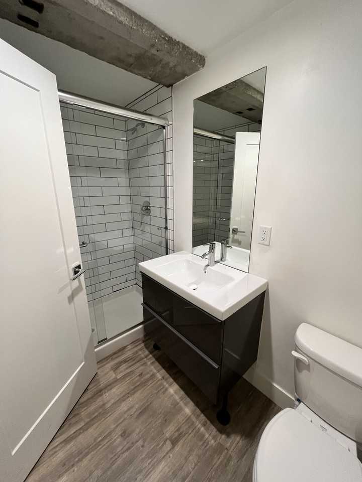 200 S Center St #204 - Photo 3 of 19