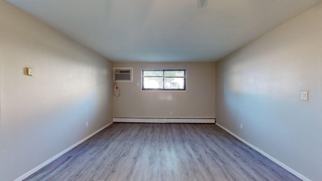 15312 Maple Park Dr - Photo 6 of 37