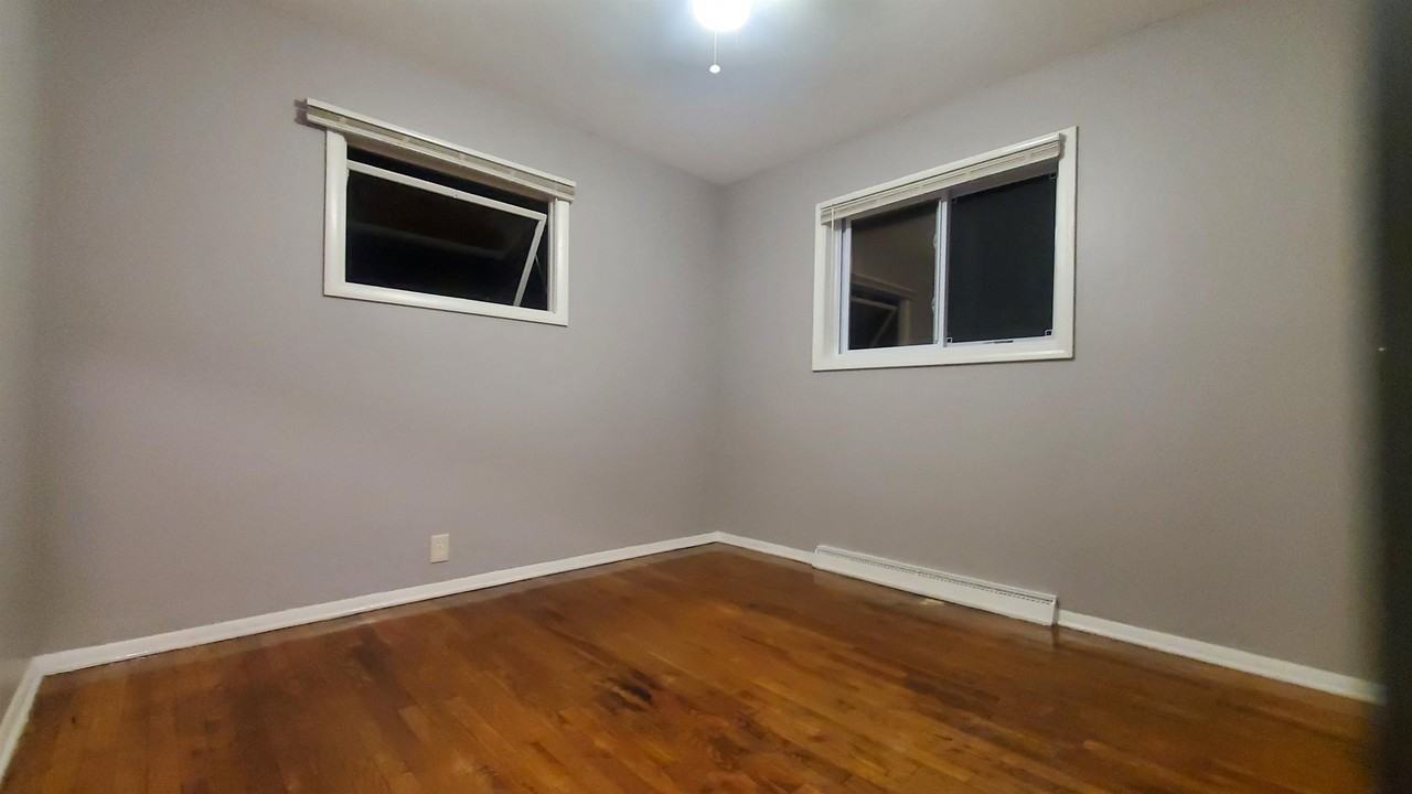 3913 Larchmont St #1 - Photo 7 of 7