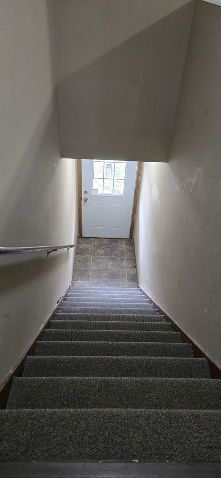 378 Stratford Way #4 - Photo 2 of 10