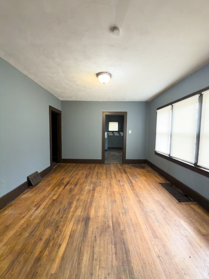 2408 Monterey St #1 - Photo 5 of 15
