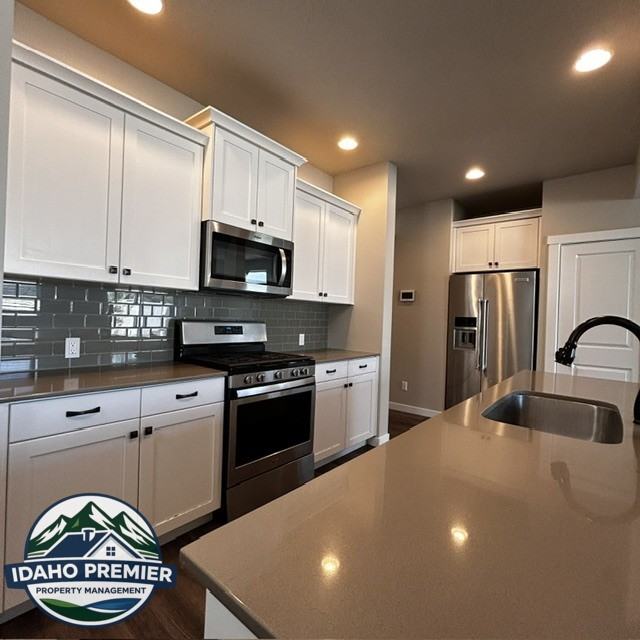 2052 E Sharptail St #1 - Photo 7 of 20