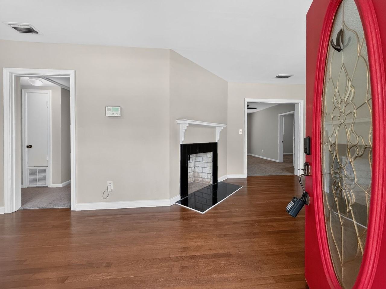 1240 Glen Laura Rd - Photo 2 of 26