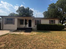 1701 Tower Dr - Photo 1 of 1