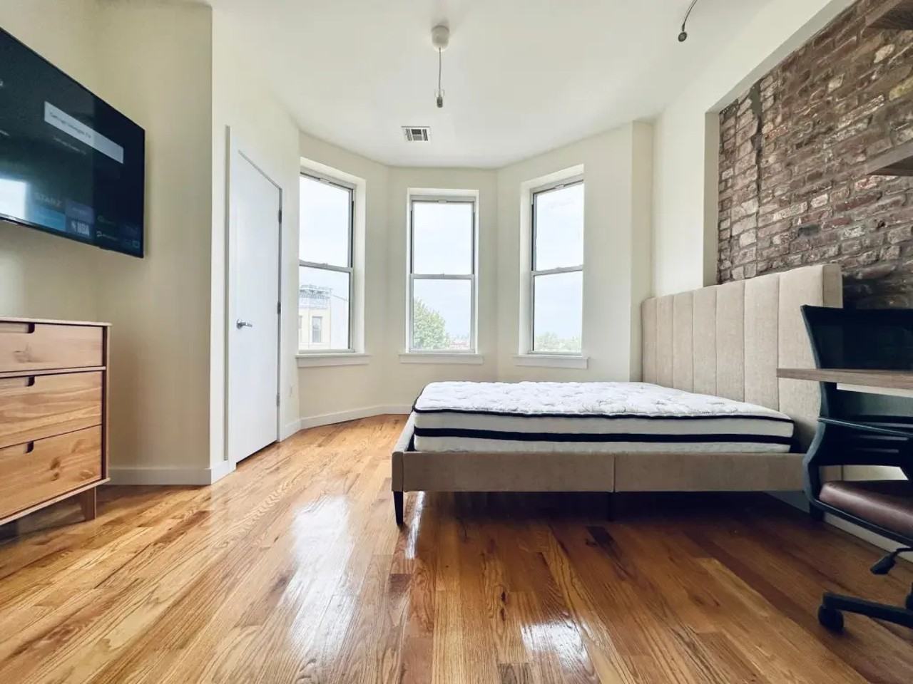 778 Lincoln Place #386 - Photo 3 of 10