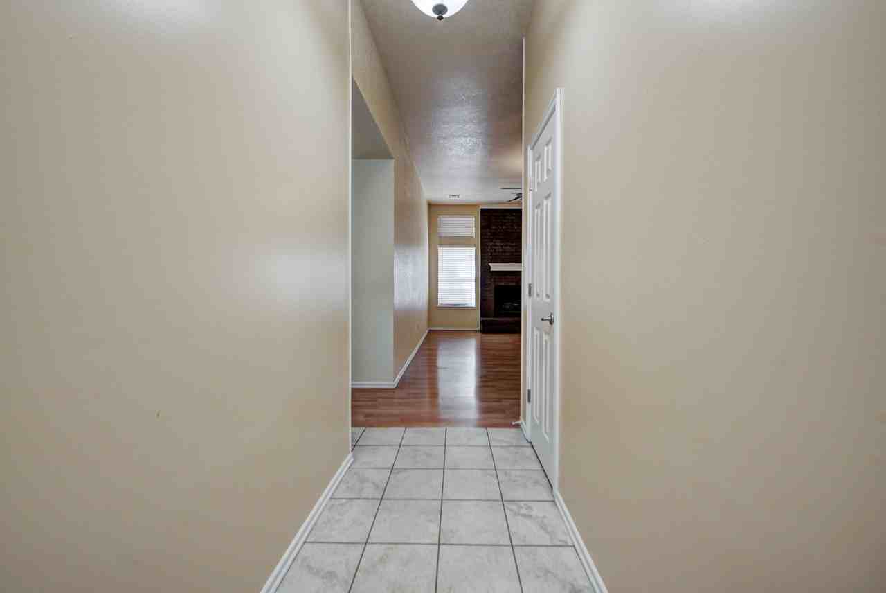 2904 Canyon Oaks Ct #1 - Photo 2 of 47
