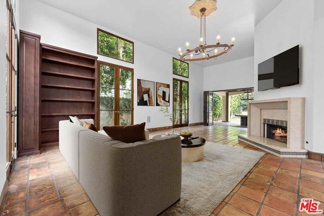 1017 S Gretna Green Way #1 - Photo 5 of 16