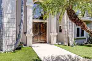 featured image of 819 11th St #1