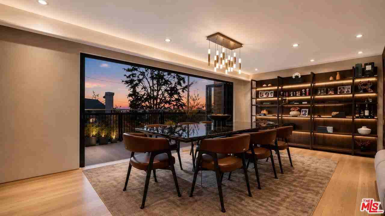 8721 Sunset Plaza Ter #1 - Photo 2 of 24