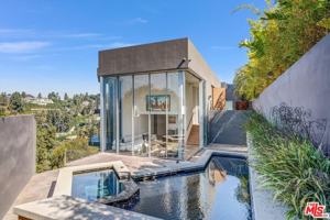 featured image of 9400 Readcrest Dr #1