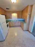 featured image of 319 E Harris St