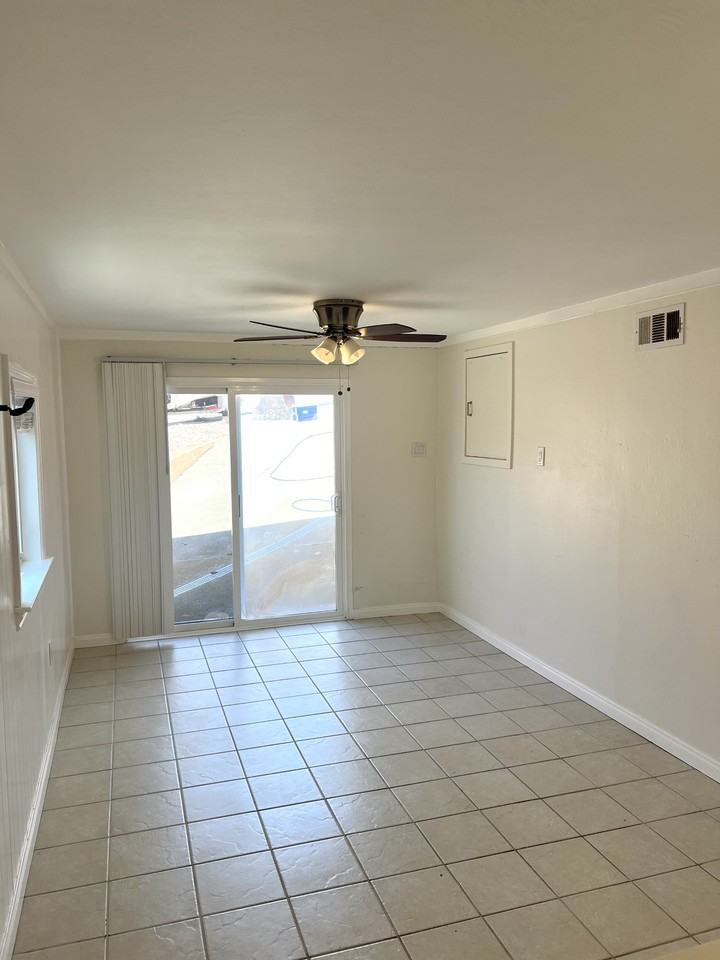 4530 Del Mar Ave - Photo 2 of 7