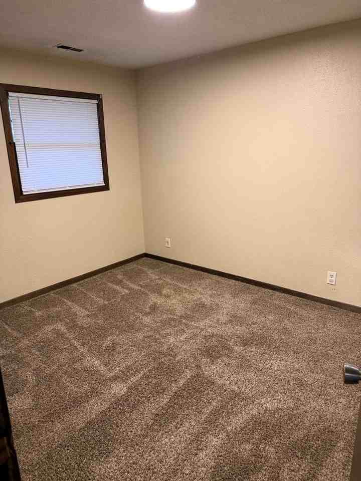 812 North 7th Street - Photo 3 of 12