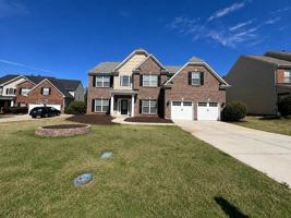 featured image of 10 Lynell Pl #1