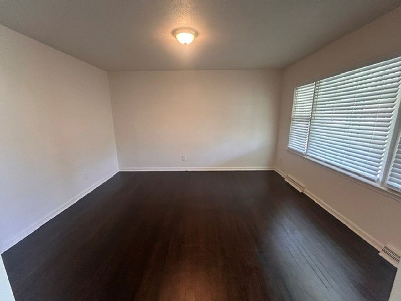 1309 Ardmore Dr - Photo 3 of 12