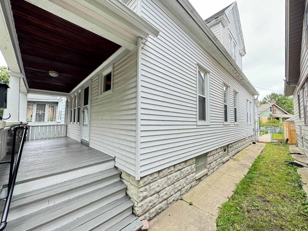 2210 E Bennett Ave Lowr - Photo 3 of 20