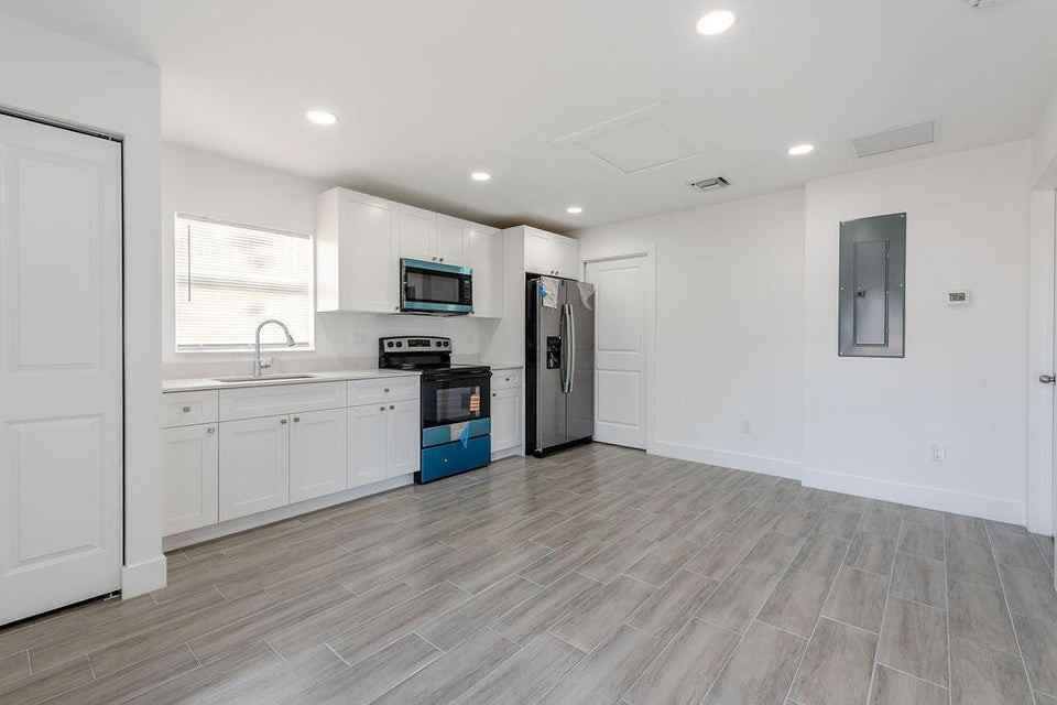 4959 Se Primrose Way Fl 34997 #1 - Photo 4 of 16