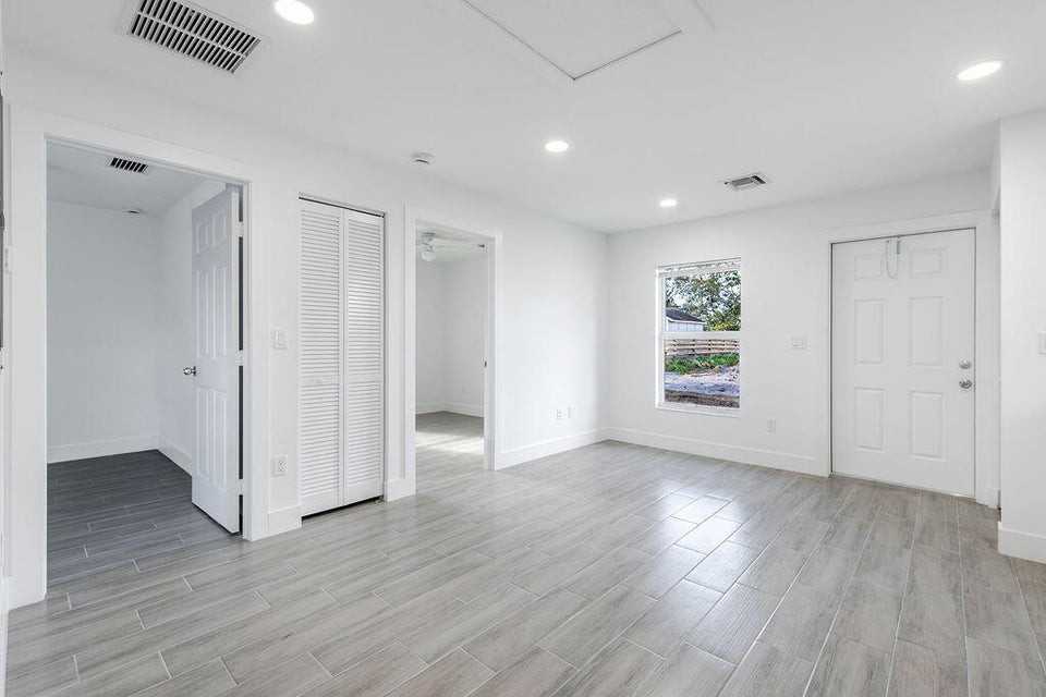 4959 Se Primrose Way Fl 34997 #1 - Photo 7 of 16