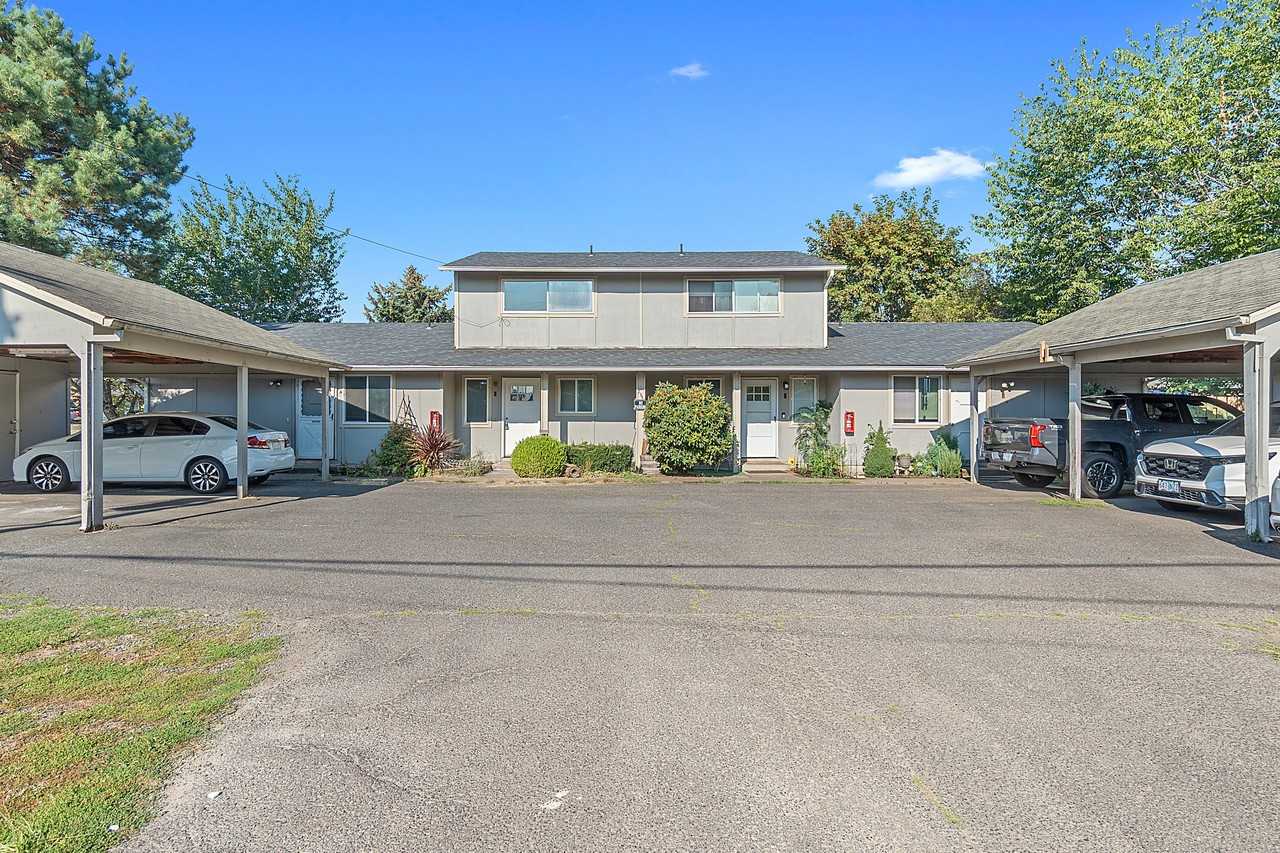 325 N 29th Ave #B - Photo 6 of 30
