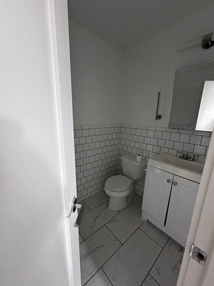 562 Main Street COM E #562COME - Photo 3 of 7