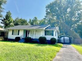 featured image of 107 Esplanade Ave